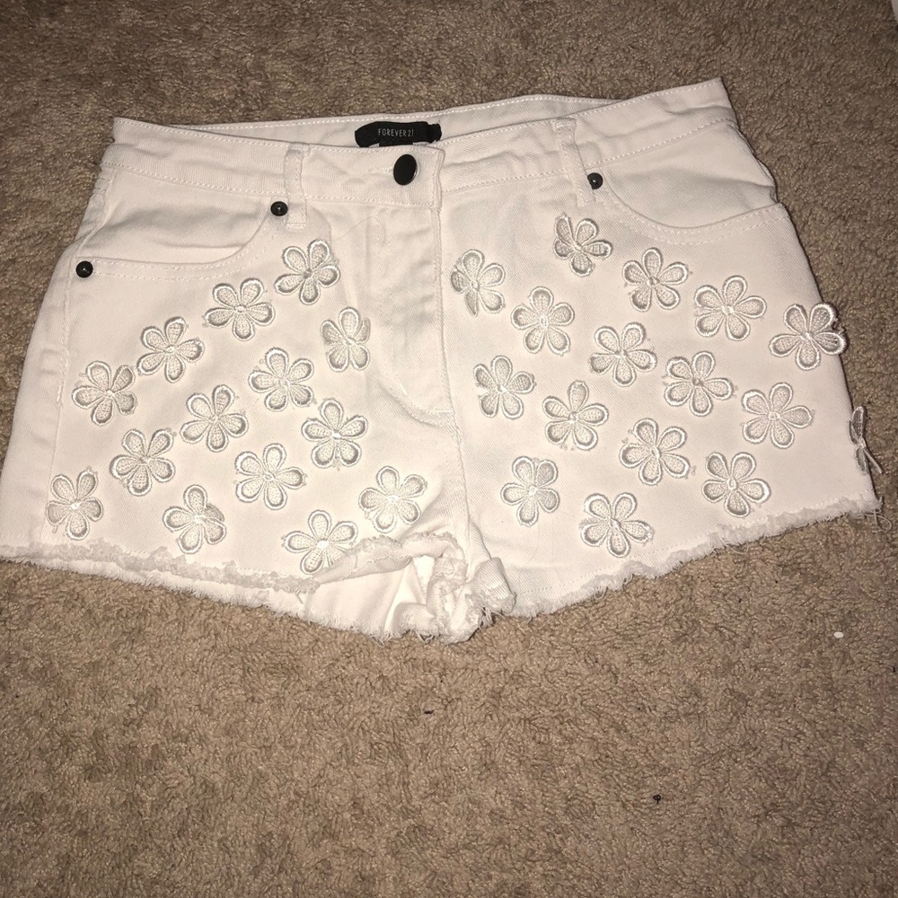 White Shorts with flowers
